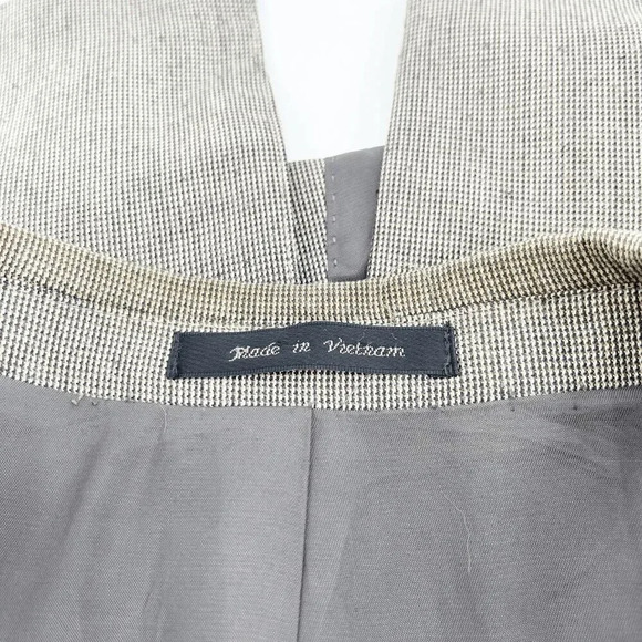 Vintage Suit Jacket Mens Size 44 Gray Two Button Notch Lapel Pocket Career Forma - Picture 3 of 3